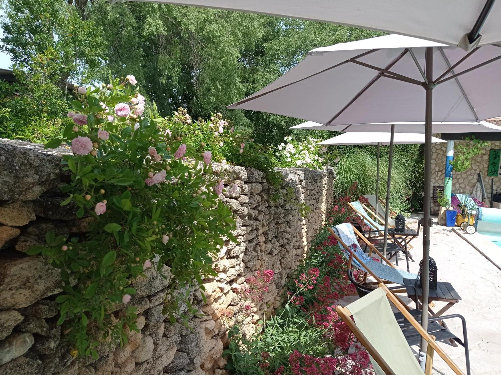 לינה וארוחת בוקר Argilliers La Bastide De Boisset מראה חיצוני תמונה